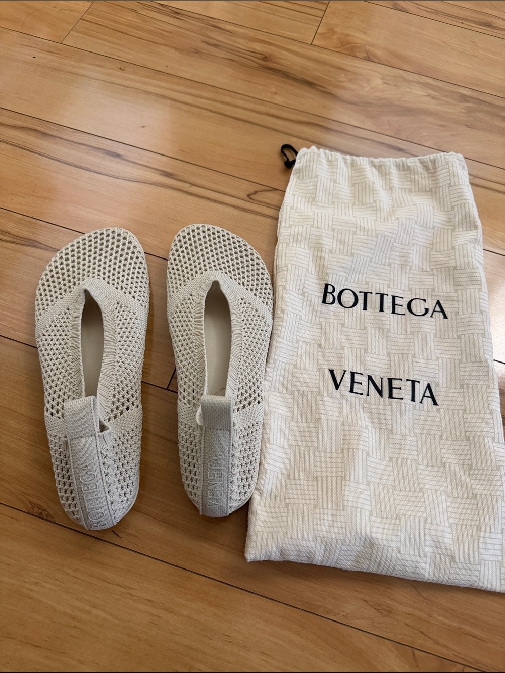 Bottega Veneta Cream Knit Slip-On Flats